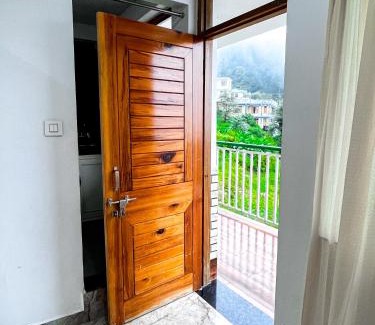 Dharamkot Bed & Breakfast | Yutori Stays
