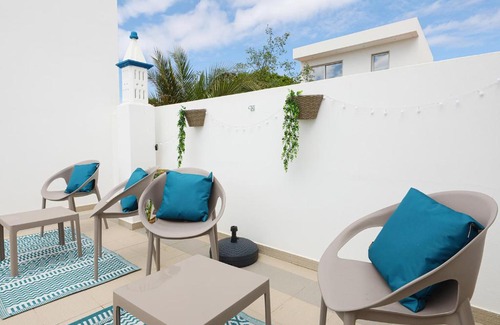 Lagos City Center House | Z - Gil Vicente Guest Rooms