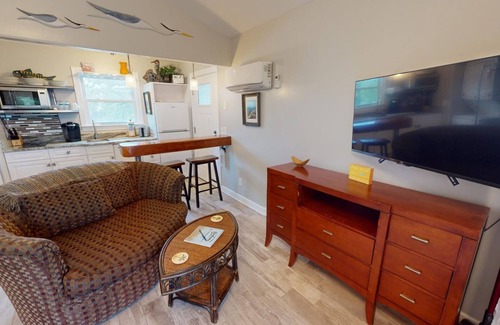 Tybee Island Condo | Zabana Cottage - 5 A Fishermans Walk- Gorgeous Gated Couples Retreat - South end