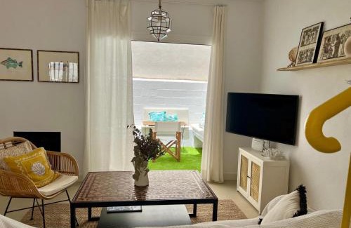 Zahara de los Atunes House | Zahara Beach - La casita next to the beach