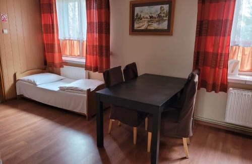 Konstantynow Lodzki Hotel | ZAJAZD KANSAS