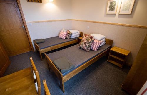 Marcinkowo Gorne Hostel | Zajazd w Biskupinie