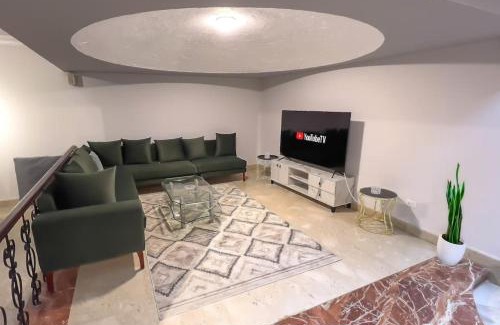 Zamalek Apartment | Zamalek Luxuriou Apt