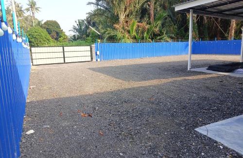 Kampung Tanjung Bidara House | ZamNur Bidara Chalet dan Homestay