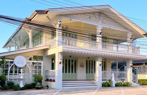 Ranong Hotel | Zane Balcony House Ranong Hotel เซน บัลโคนี่ เฮ้าส์ ระนอง