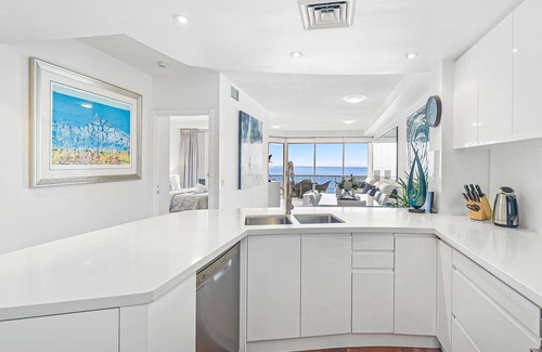 Mooloolaba Apartment | Zanzibar 1002 Ocean front Penthouse