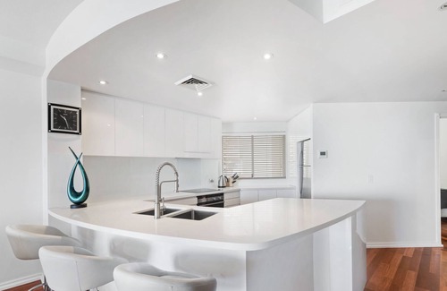 Mooloolaba Apartment | Zanzibar 1002 Ocean front Penthouse