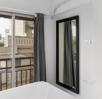 Ranwar Apartment | Zara 1BHK Bandra W by The Bombay Home Company