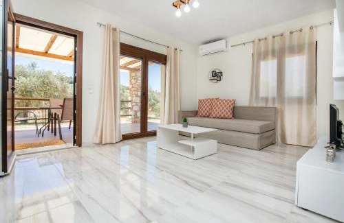 Astris Apartment | Zara Studios
