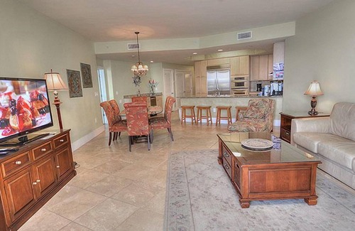 Orange Beach East Condo | zCaribe Resort D508,