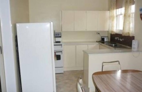 Torquay House | Zeally Bay Road Beach Unit