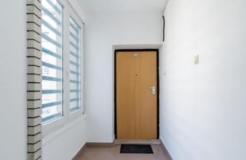 Novi Beograd Apartment | Zebrano