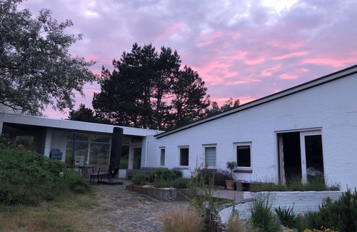 Westenschouwen Villa | Zeemeermin - Retro Beach House nestled in the dunes