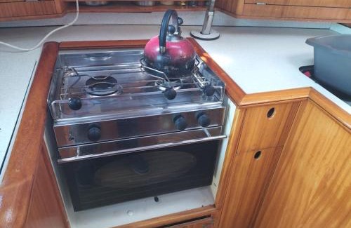 Granville Boat Rental | Zef
