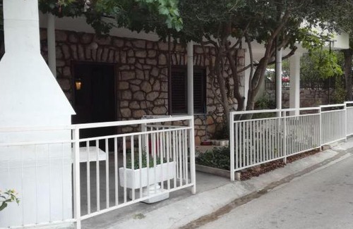 Starigrad House | Zele Koic
