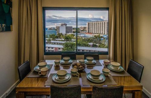 Darwin City Centre House | ZEN AT THE ESPLANADE - Spectacular Sunset Retreat