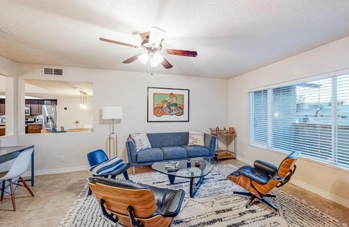 Paradise Valley Village House | Zen Away