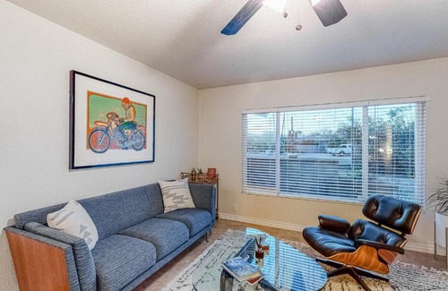 Paradise Valley Village House | Zen Away