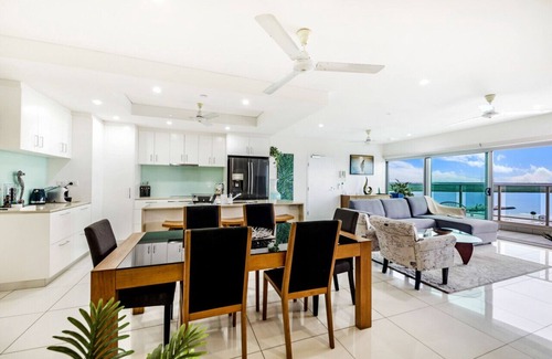 Darwin City Centre Condo | ZEN BY THE WATER - Ocean View
