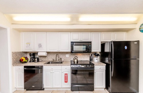 Wilton Manors House | Zen Garden | Heated Pool | NEAR BEACH | Resort Style | Private| Fenced