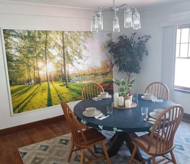 Grosse Pointe Apartment | Zen Gem Near Downtown Detroit and Grosse Pointe