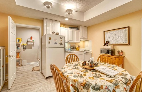 Hiawassee Cottage | Zen in the Woods - Gorgeous views! Multiple outdoor sitting spaces to enjoy.