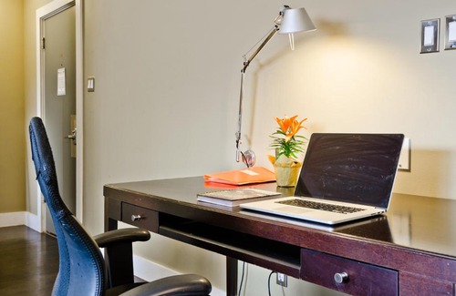 Beltline Apartment | Zen Lofts Calgary