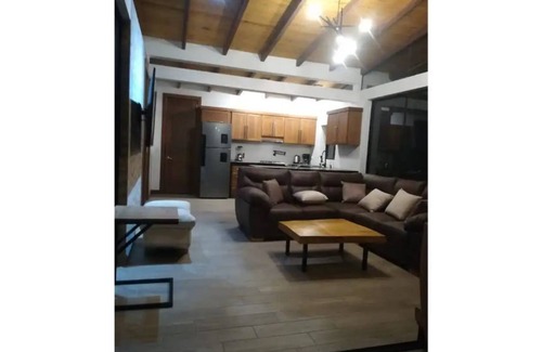 Darien House | Zen Oasis del Bosque. Recharge!