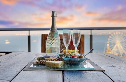 Darwin City Centre Condo | ZEN POINT PENTHOUSE - 3 BR Waterfront