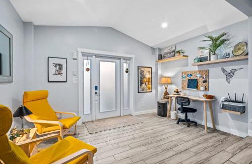 Riverside Park House | Zen Retreat - Sauna Pool Cold Plunge & More