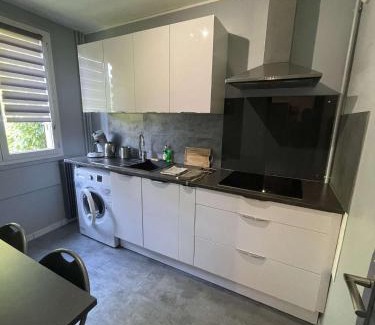 Chalons-en-Champagne Apartment | ZEN T1, 500m centre, proche gare, tout confort
