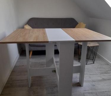 Joigny Apartment | Zen3 - Charmant appartement 3 pièces au centre de Joigny