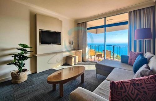 Darwin City Centre Apartment | ZEN88 ESPLANADE: 1-BR Top Floor Ocean View Suite