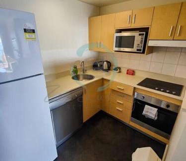Darwin City Centre Apartment | ZEN88 ESPLANADE: 1-BR Top Floor Ocean View Suite