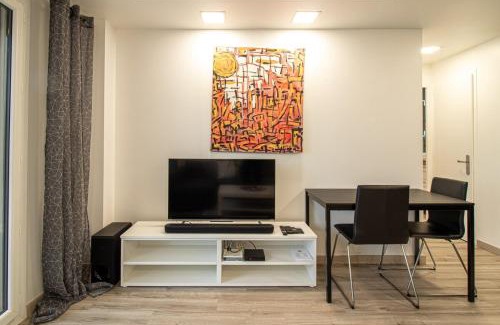 Saint-Julien-en-Genevois Apartment | ZenBNB/La Gallery/Proche Suisse