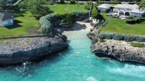 Long Bay House | ZenBreak Ocean Mist Villa 4bd