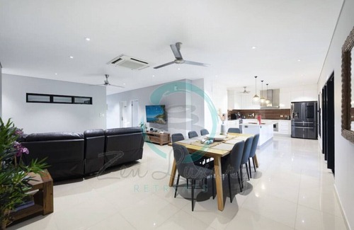 Johnston House | ZENHOUSE - 5BR Family with Private Pool