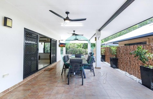 Bayview Apartment | Zenhouse (Bayview) 4BR Luxury Family Home Pool/BBQ