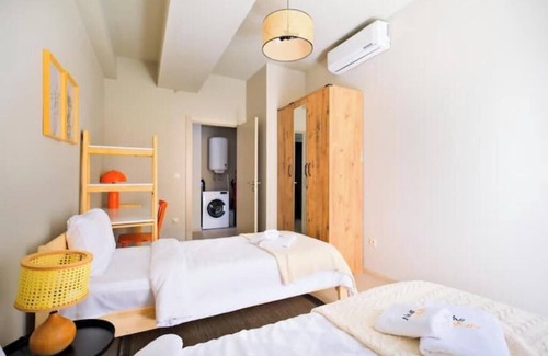 Serdivan Apartment | Zenith - Bright Modern 2BR/1BA Flat in the City