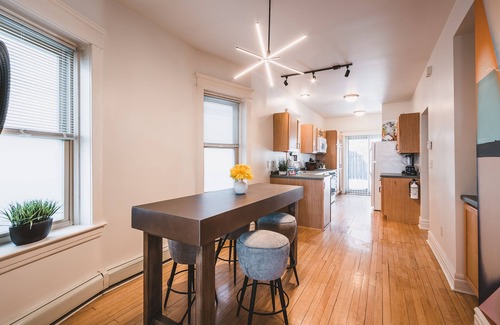 Central Hillside Condo | Zenith Condo: Your Downtown Duluth Retreat