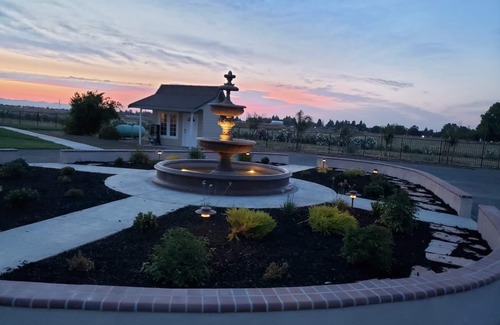 Dixon House | ZenithVilla - Carpe Diem with intimate large groups