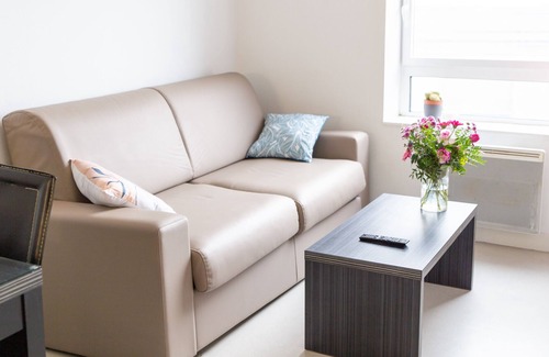 Croix de Pierre - Route d'Espagne Apartment | Zenitude Hôtel - Résidences Toulouse Fluvia