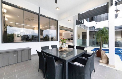 Bayview House | ZenLux Infinity 4BR-Private Pool