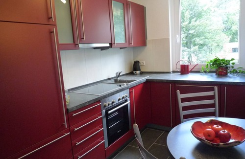 Zentrum Apartment | Zentral Gelegene, Ruhige, Ferienwohnung im Grünen