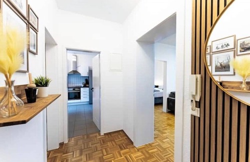 Haan Apartment | Zentral-kingsize Bett-ps4-hbf
