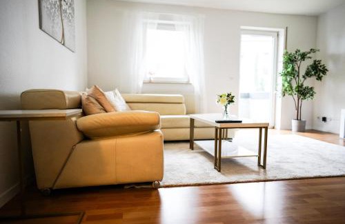 Leimen Apartment | Zentrale City Wohnung in Leimen Netflix, Küche und Boxspring-Komfort