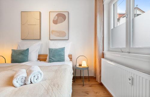 Pforzheim Apartment | Zentrale Lage, zwei Schlafzimmer, Waschmaschine