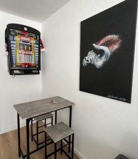 Stadtbezirk 3 Apartment | Zentrales und renoviertes Apartment nähe Medienhafen mit Balkon