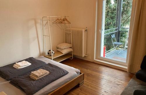 Schanzenviertel House | Zentrales Zimmer mit eigenem Balkon