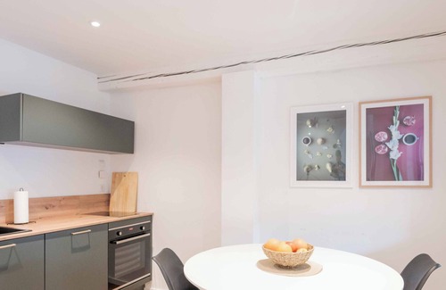 Speyer Apartment | Zentrumsnahe, Moderne Ferienwohnung "kaiserbleibe" mit Ruhiger Terrasse